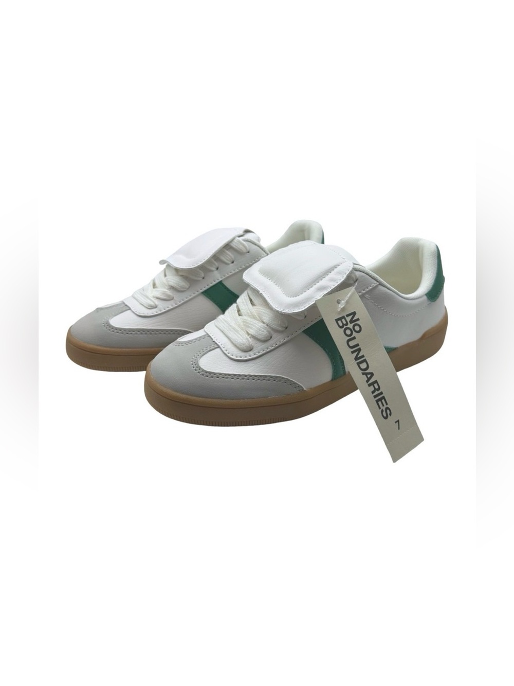 No Boundaries Womens‎ Retro Sneakers White Green Gum Sole Memory Foam Low Rise 7